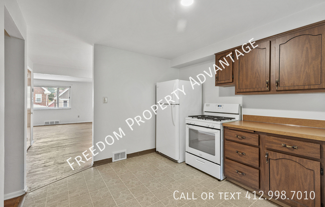 120 E GDN RD