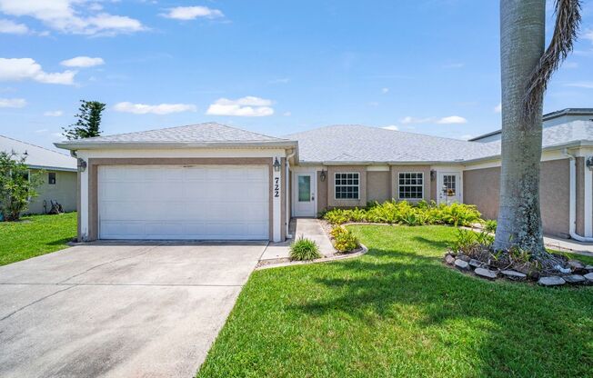 Spacious and updated 3-bedroom, 2-bath duplex in Cape Coral with freshwater canal