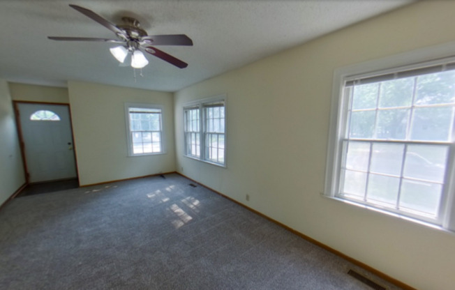 3D Tour Available - 2 Blocks from KSU Campus + Washer & Dryer + Off-Street Parking! Available August 1st!