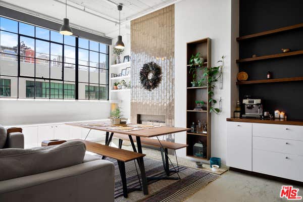 1 bed, 1 bath, 1,020 sqft, $2,860, Unit 617