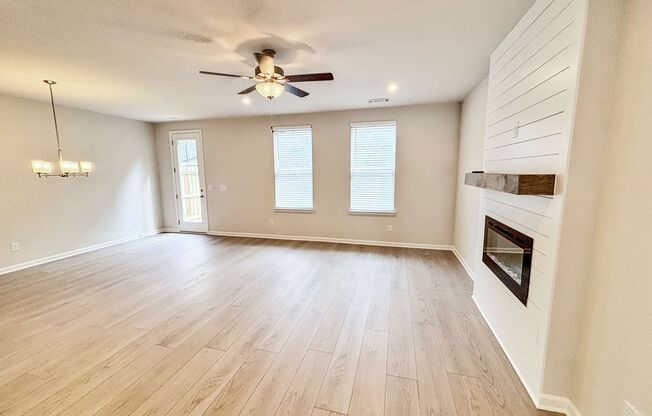 Brand New Build! Kennesaw 3BR/2.5BA