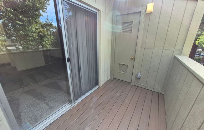 1 bed, 1 bath, 720 sqft, $1,550, Unit 20