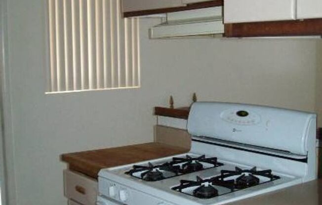 **3 Bedroom Tempe Home – Great Location | Available July 20 **