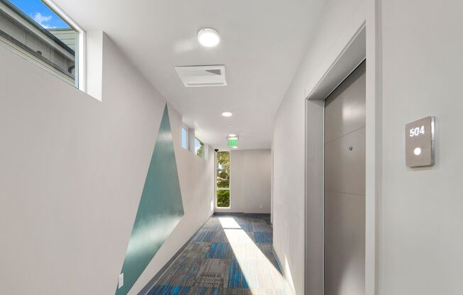 Studio, 1 bath, 295 sqft, $1,295, Unit 205