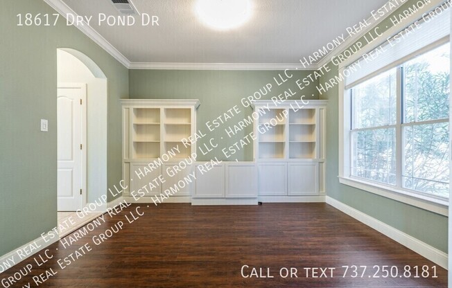 18617 DRY POND DR