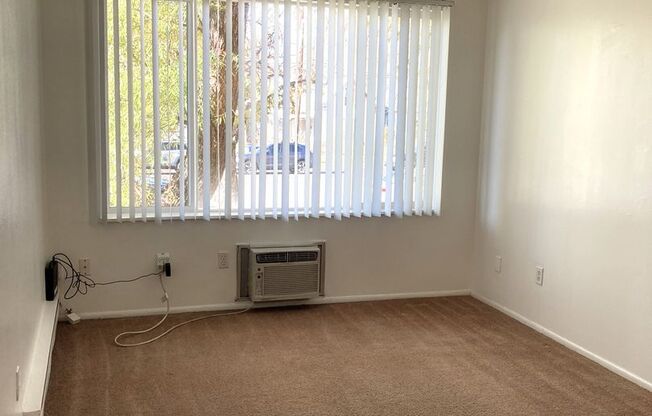 1 bed, 1 bath, 500 sqft, $1,099, Unit 21