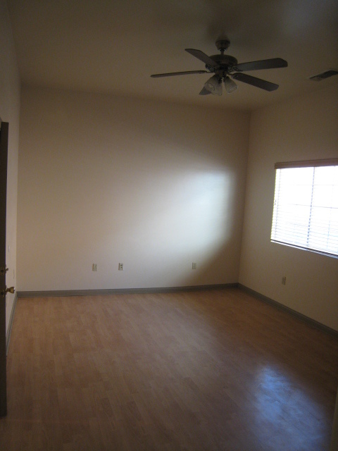 1 bed, 1 bath, $1,075