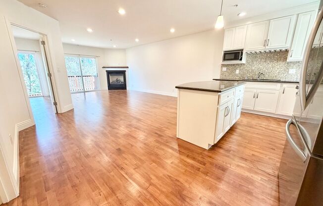 2448 Geary