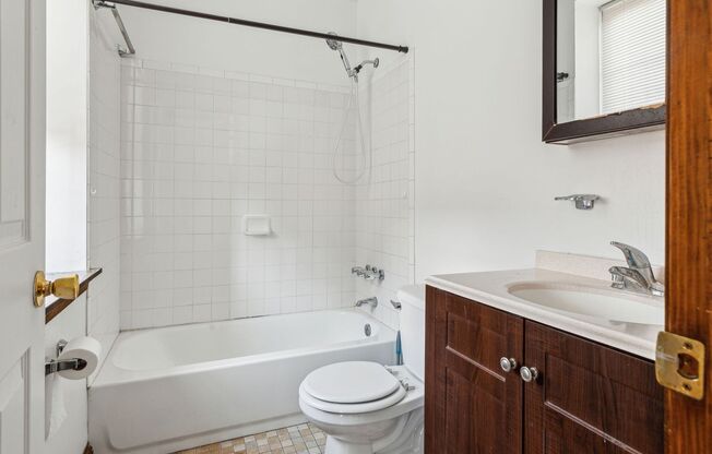 1 bed, 1 bath, 450 sqft, $900, Unit C402