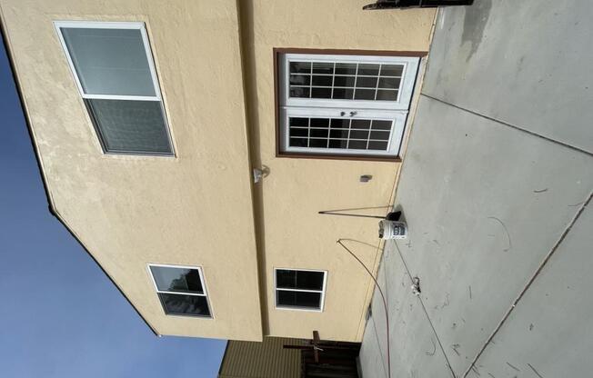 3 beds, 2 baths, 1,100 sqft, $3,995