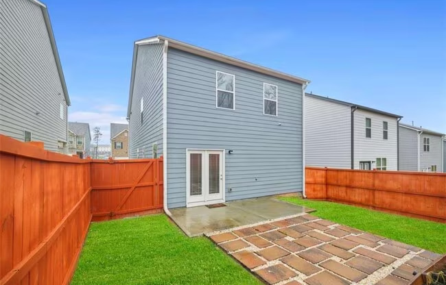 826 BENTLEY DR