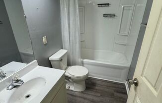 2 beds, 1 bath, $1,100, Unit 1