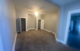 1 bed, 1 bath, $695, Unit Unit #2