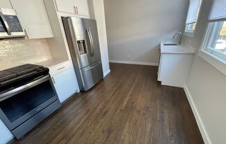 3 beds, 1 bath, 1,141 sqft, $3,995, Unit 17