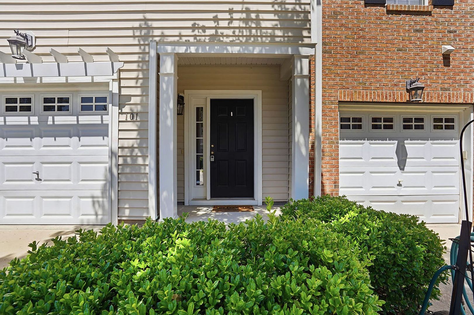 Beautiful  3 bedroom Townhome Living in Apex, NC