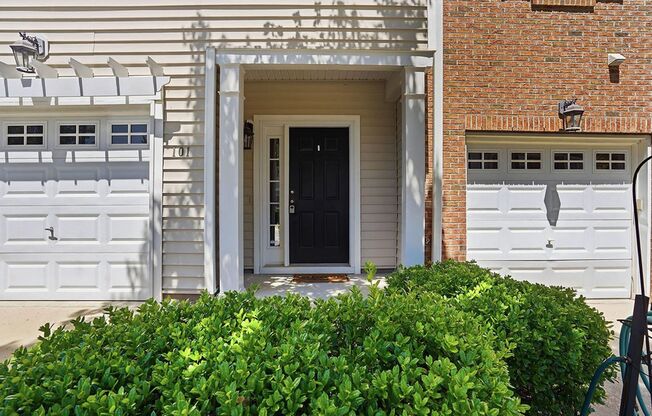 Beautiful  3 bedroom Townhome Living in Apex, NC