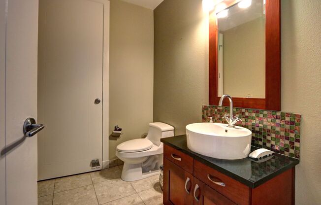 2 beds, 2.5 baths, $3,995