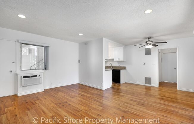 868 West Knoll Apartments