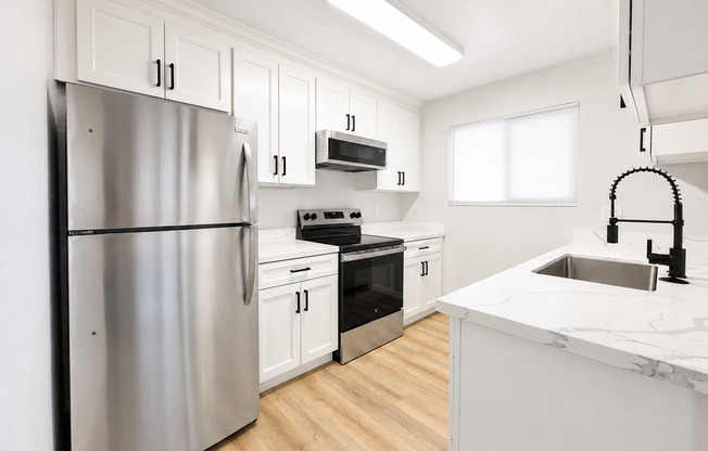 20 FREMONT ST