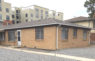 Bright Two Bedroom in University District-Next to DU!! New Carpet, In unit Washer/Dryer & More!