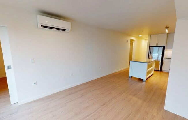 2 beds, 2 baths, 884 sqft, $3,545, Unit 707