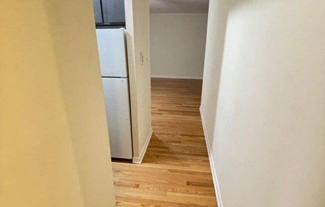 1 bed, 1 bath, 700 sqft, $1,675, Unit 431-#325