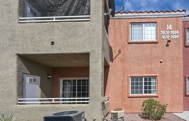 NE Near Nellis! Gated! Community Pool, Spa, Clubhouse & Park with playground!!