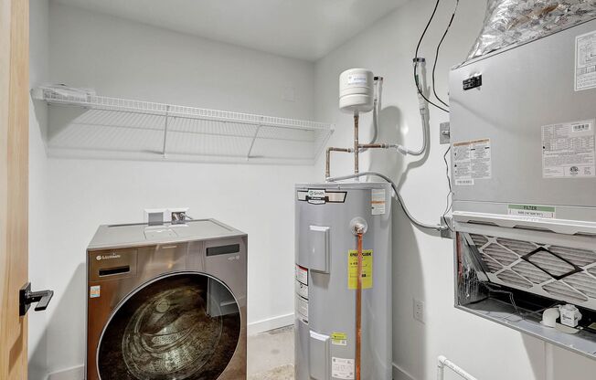 1 bed, 1 bath, 692 sqft, $1,740, Unit 108