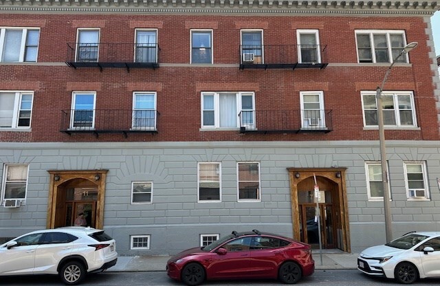 7 Aberdeen St.