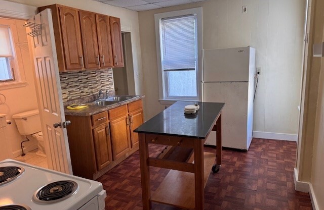 36 LYNDE
