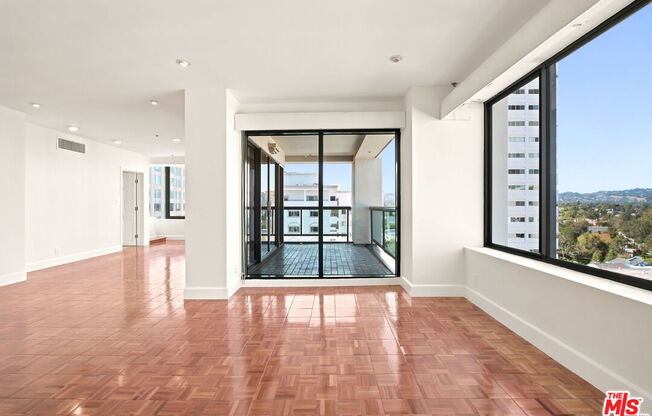 2 beds, 3 baths, 2,018 sqft, $10,499, Unit 1104