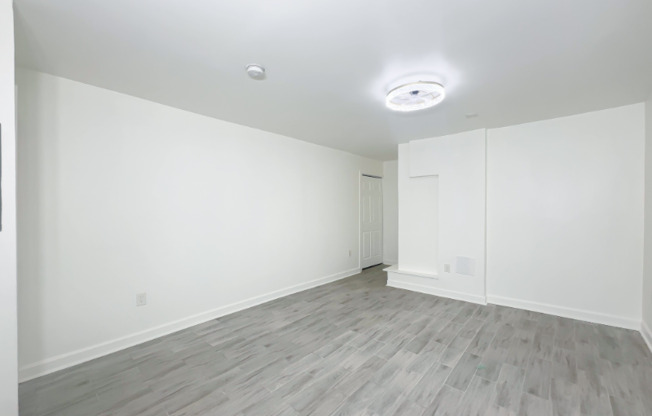 8310 FLOWER AVE