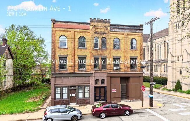 736 FRANKLIN AVE