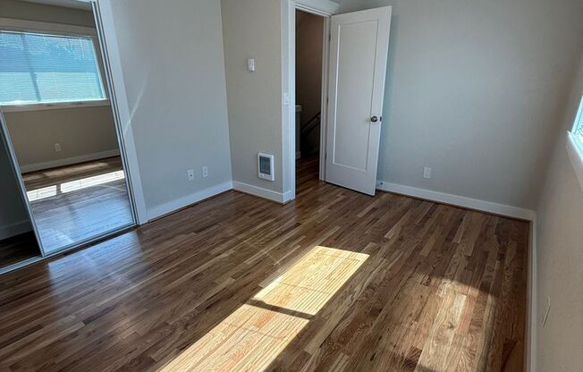 2 beds, 1.5 baths, 1,000 sqft, $1,895, Unit 04