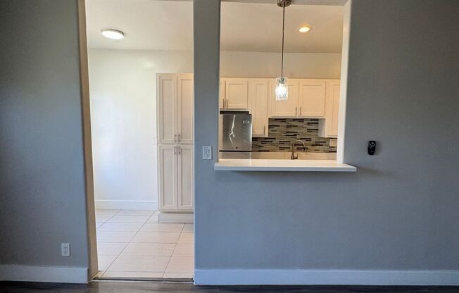 Studio, 1 bath, 440 sqft, $1,233, Unit 102a