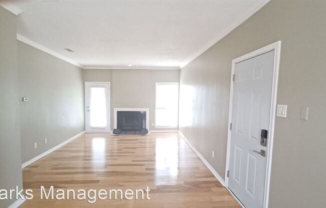 5620 Live Oak St #307