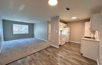 3 beds, 2 baths, 1,095 sqft, $1,595, Unit C3-301