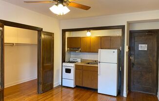 Studio, 1 bath, 320 sqft, $1,325, Unit 225-207