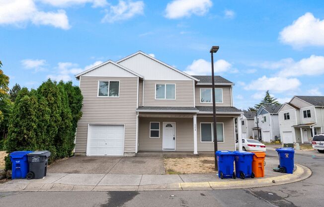 5Bed/2.5 Bath House available