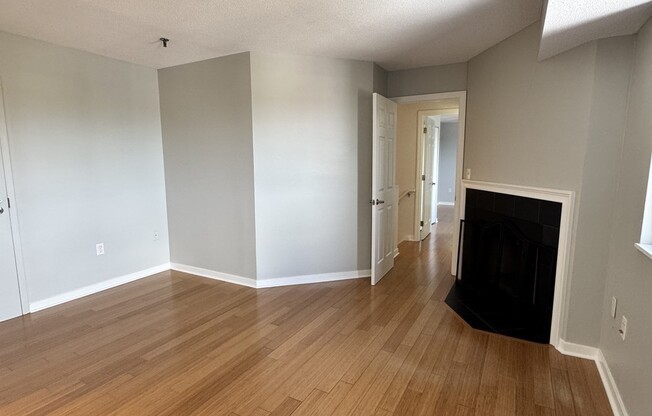 2 beds, 2.5 baths, 1,440 sqft, $3,950, Unit 704