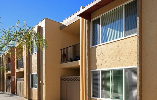 2 beds, 2 baths, $2,145, Unit 13