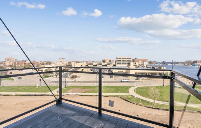 1 bed, 1 bath, 726 sqft, $1,750, Unit 218