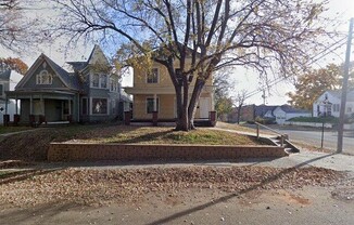 701 N 24 ST