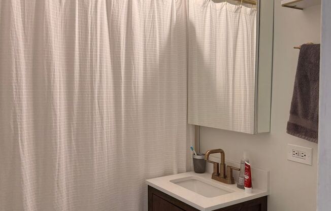1 bed, 1 bath, 714 sqft, $2,616, Unit 0901