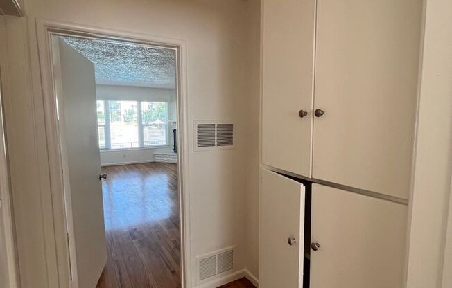 1 bed, 1 bath, 633 sqft, $2,800, Unit 17010-7