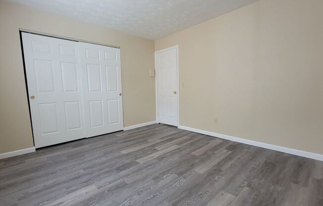 2 beds, 1 bath, 1,000 sqft, $1,200, Unit Apt 7