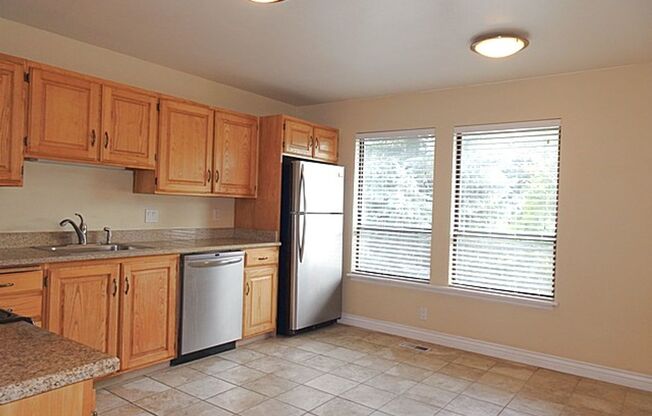 Great location on Cul-de-Sac