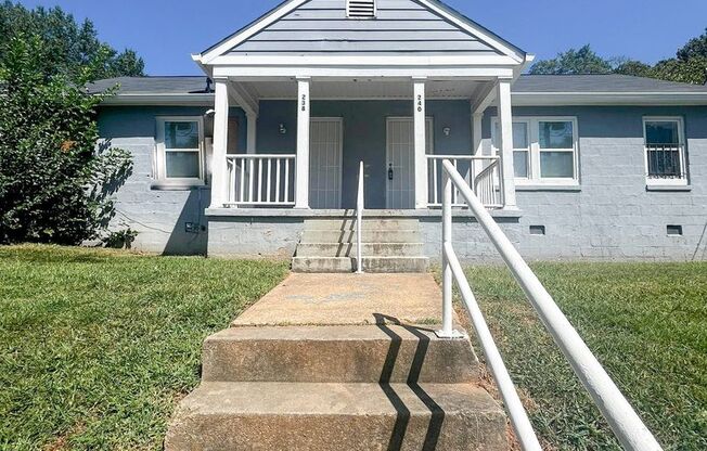 Charming 2-Bedroom Duplex - Move in by 11/15/24 and get $100 GC