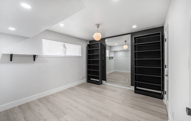 Beautifully renovated home in the heart of Houston's Montrose/River Oaks area!