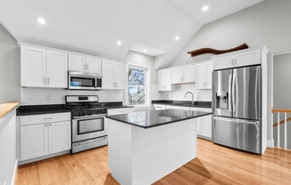 6 PETER PARLEY RD